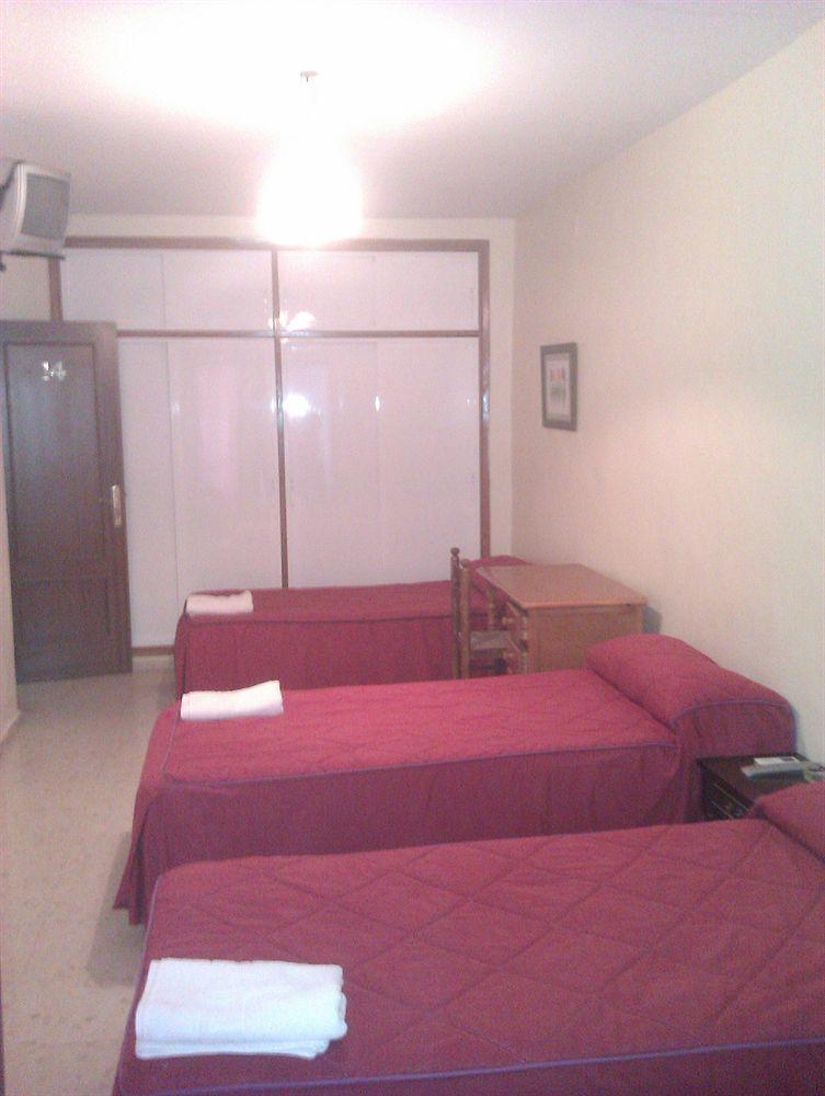 Pension El Cesar Caceres Luaran gambar